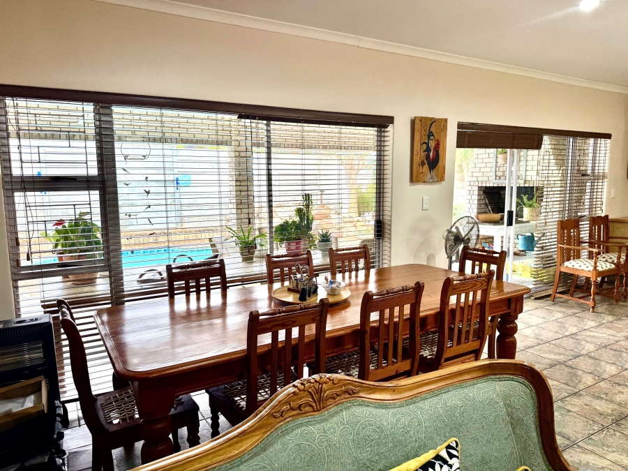 3 Bedroom Property for Sale in Tafelzicht Western Cape